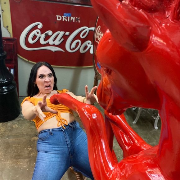 Meet your Posher, Greasepot - Picture 6 of 7